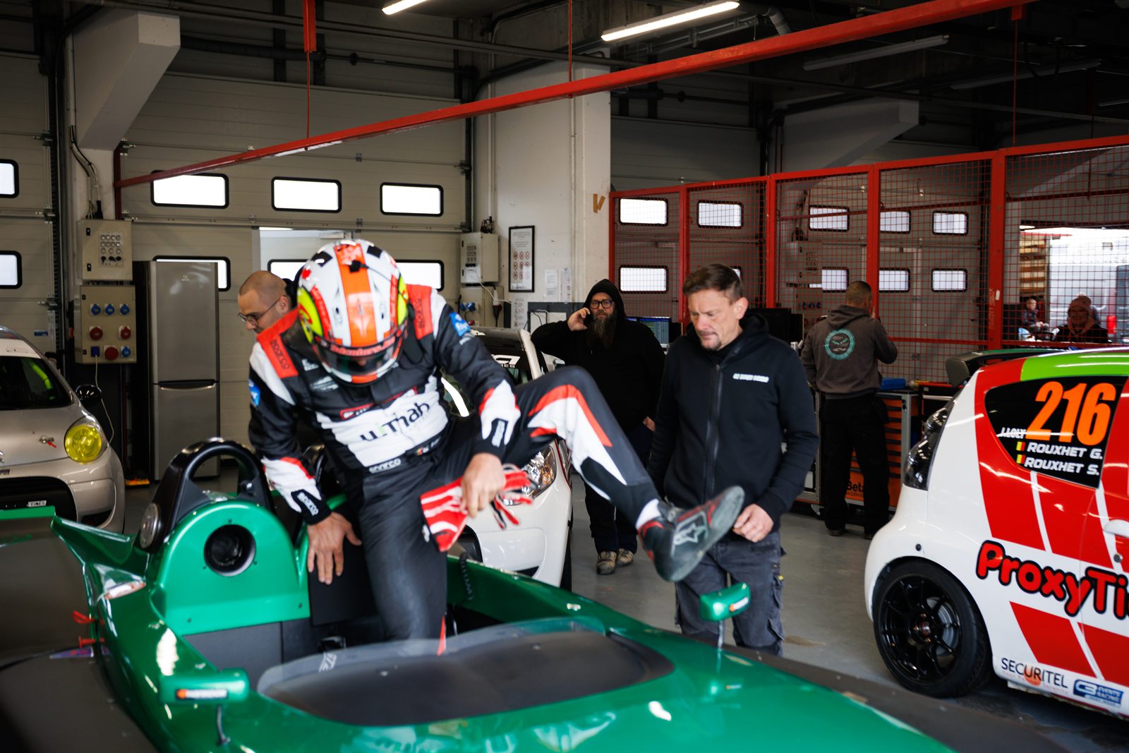 Paddock de Magny-Cours, preparation, arrets au stand et ravitaillement